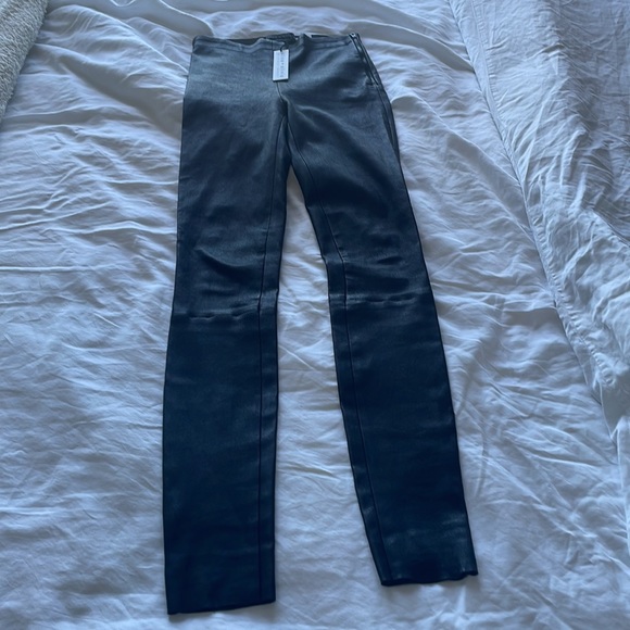 Alice + Olivia BLACK MADDOX SIDE ZIP LEATHER LEGGING NWT - Picture 7 of 7